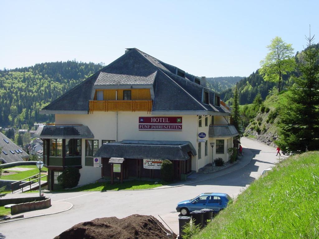 Apart Holidays - Hotel Und Resort Funfjahreszeiten Тодтмос Экстерьер фото